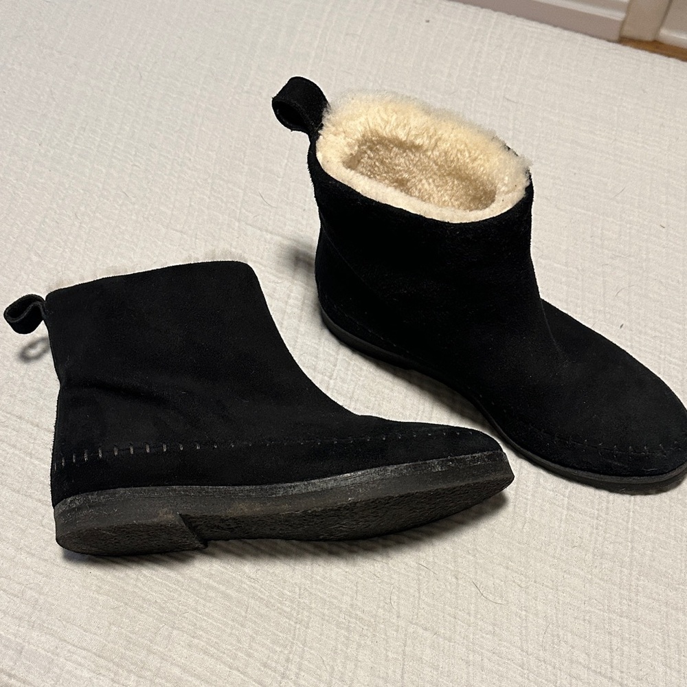 Jenni Kayne Black Suede Ankle Boots with Fleece Lining